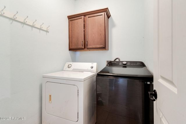 104 Greenvale Drive, Carencro, LA 70520