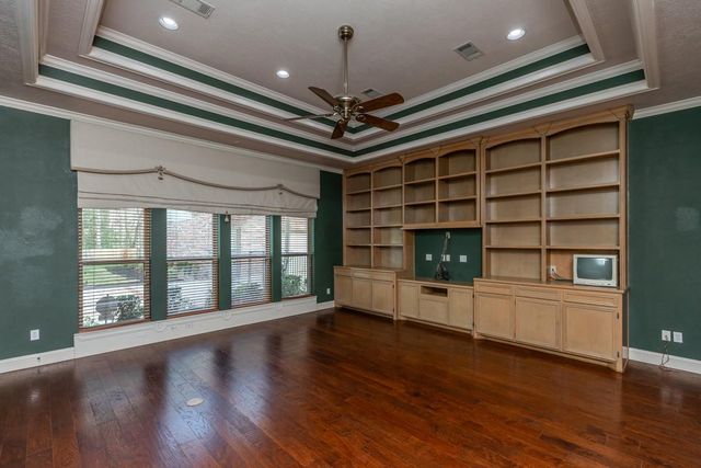 6550 Windsor Parkway, Beaumont, TX 77706