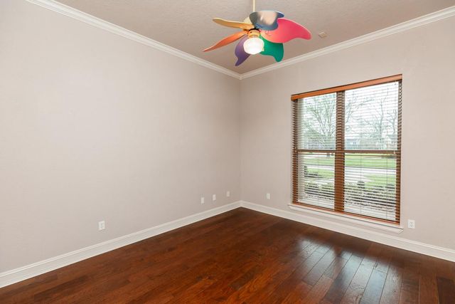 6550 Windsor Parkway, Beaumont, TX 77706