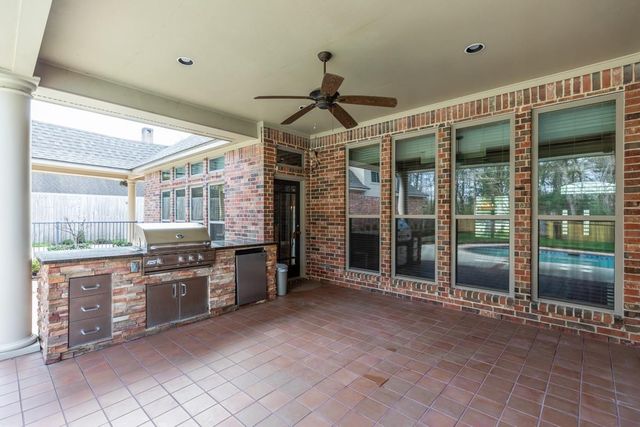 6550 Windsor Parkway, Beaumont, TX 77706