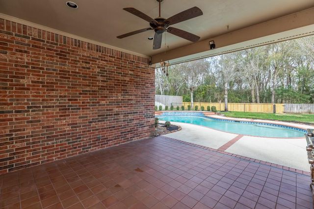 6550 Windsor Parkway, Beaumont, TX 77706