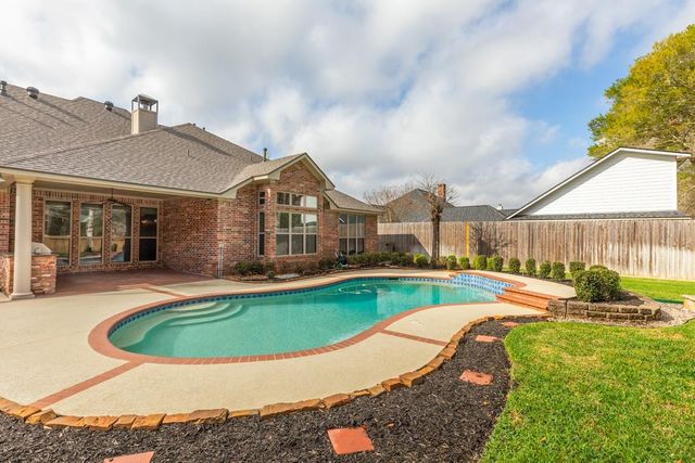 6550 Windsor Parkway, Beaumont, TX 77706