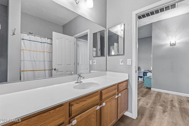 18045 W SUNNYSLOPE Lane, Waddell, AZ 85355