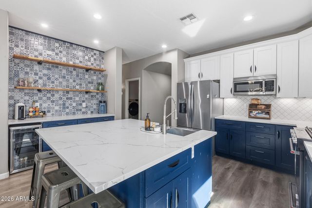 18045 W SUNNYSLOPE Lane, Waddell, AZ 85355