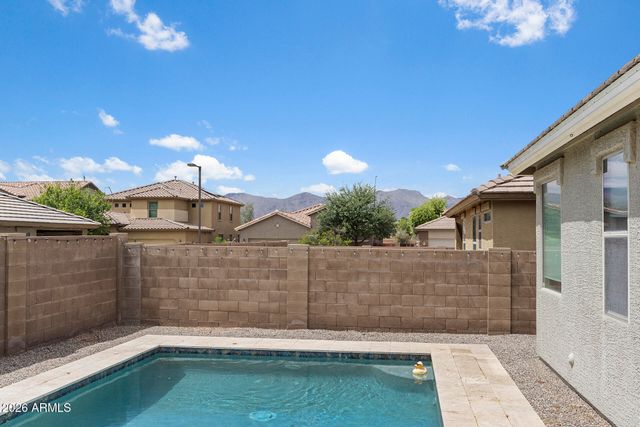 18045 W SUNNYSLOPE Lane, Waddell, AZ 85355