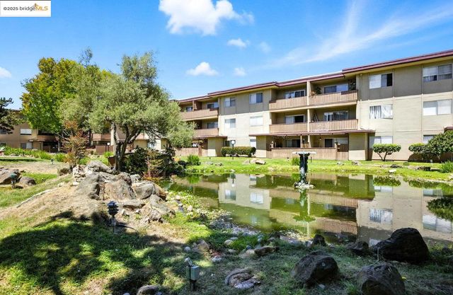 1321 Webster St D212, Alameda, CA 94501