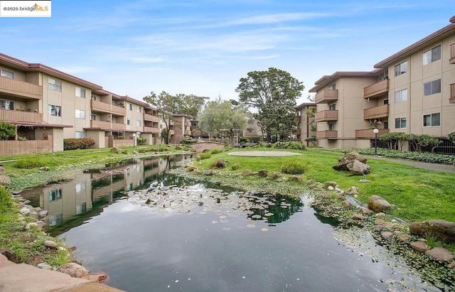 1321 Webster St D212, Alameda, CA 94501