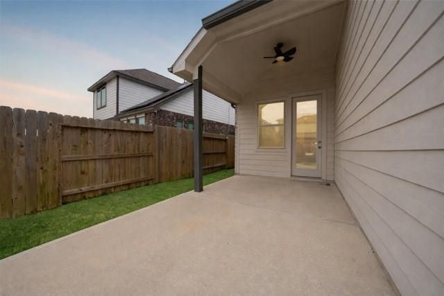 150 Solana Point Drive, Katy, TX 77493