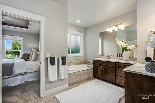 11659 W Buteo Dr, Nampa, ID 83687