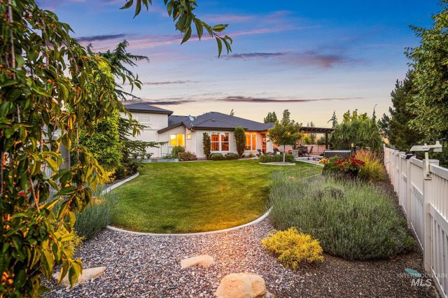 11659 W Buteo Dr, Nampa, ID 83687