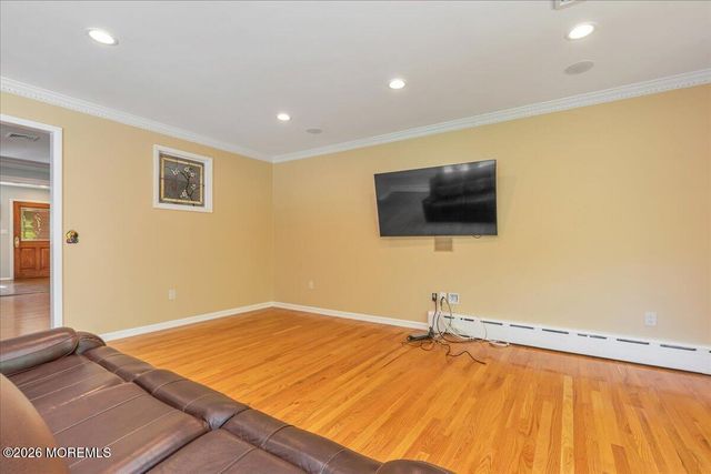 29 Centerville Road, Holmdel, NJ 07733