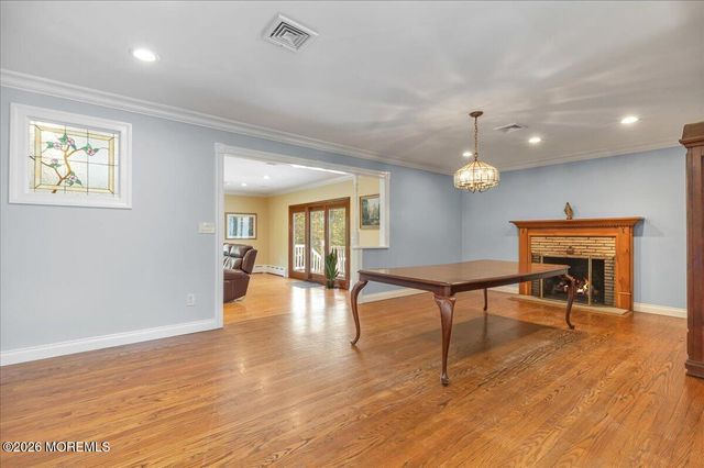 29 Centerville Road, Holmdel, NJ 07733