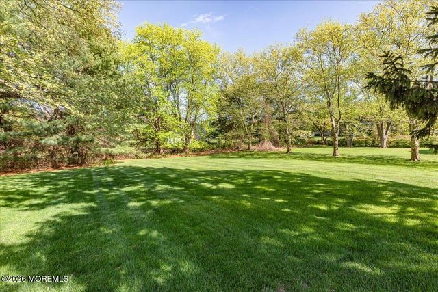 29 Centerville Road, Holmdel, NJ 07733