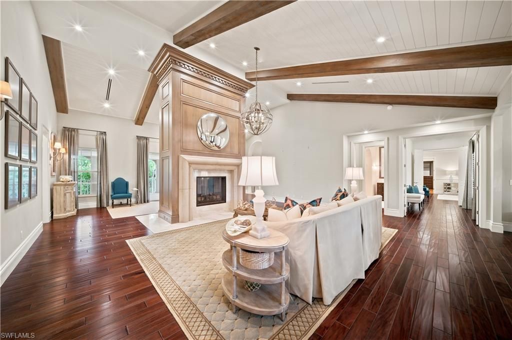106 Eugenia DR, NAPLES, FL 34108 — photo 4