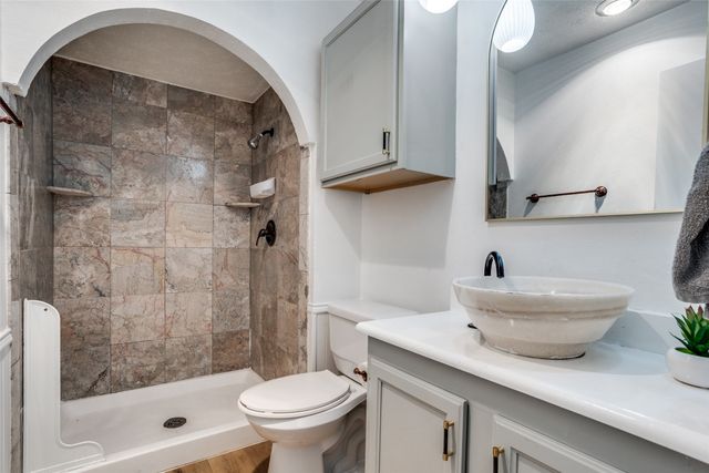 3925 Branch Hollow Drive, Plano, TX 75023