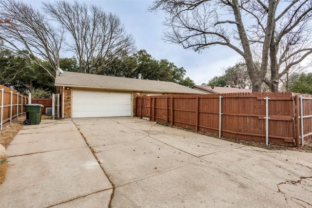 3925 Branch Hollow Drive, Plano, TX 75023