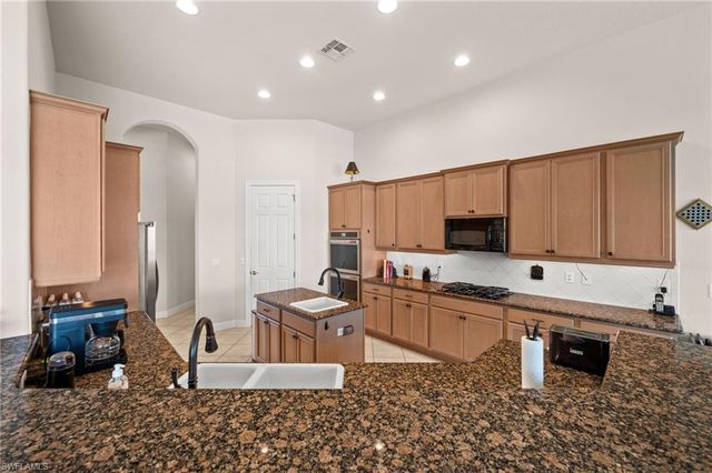 19419 La Serena DR, Estero, FL 33967