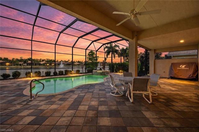 19419 La Serena DR, Estero, FL 33967