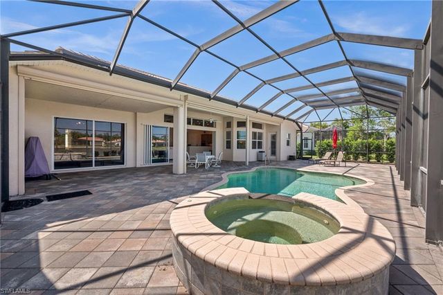 19419 La Serena DR, Estero, FL 33967