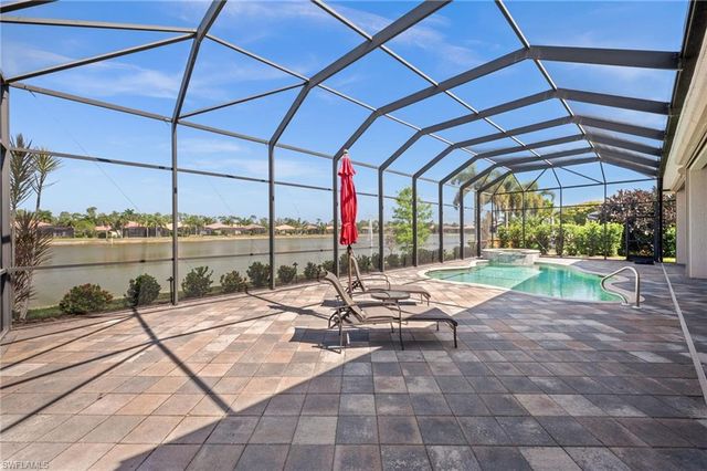 19419 La Serena DR, Estero, FL 33967