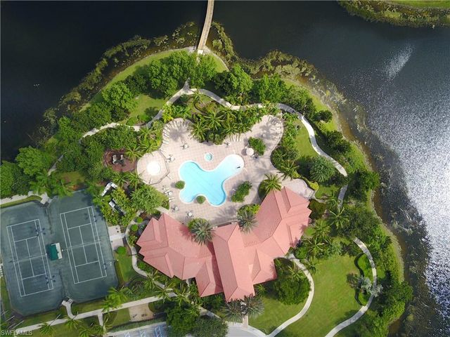 19419 La Serena DR, Estero, FL 33967