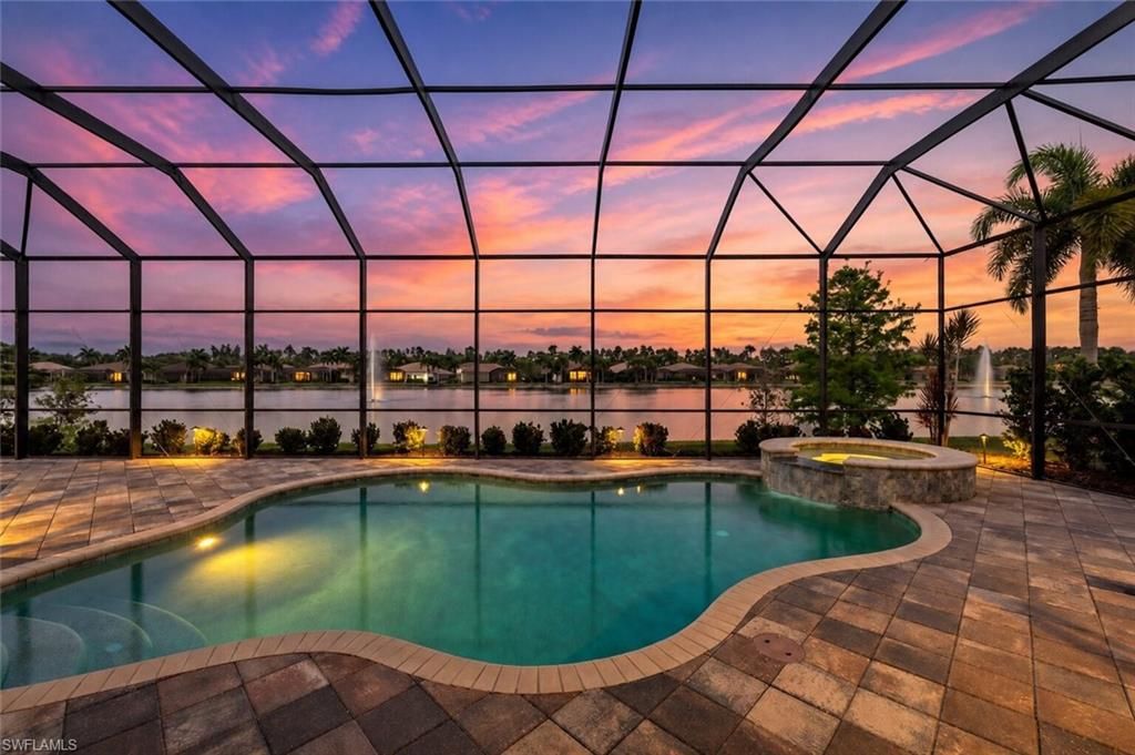 19419 La Serena DR, Estero, FL 33967