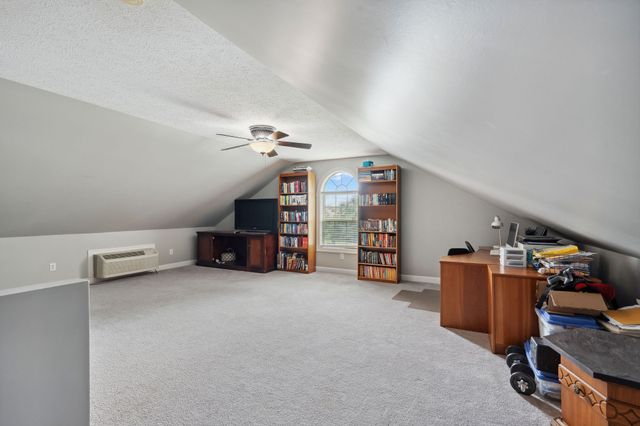 1908 Pointe Barton Dr, Lebanon, TN 37087
