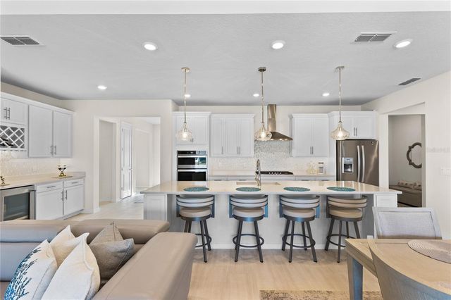 2808 CHERRY BLOSSOM LOOP, St Cloud, FL 34771