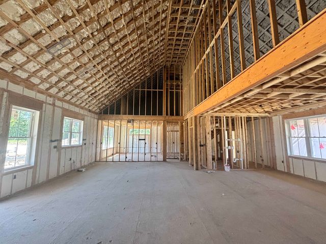 217 Lady Walsingham Way, Laconia, NH 03246