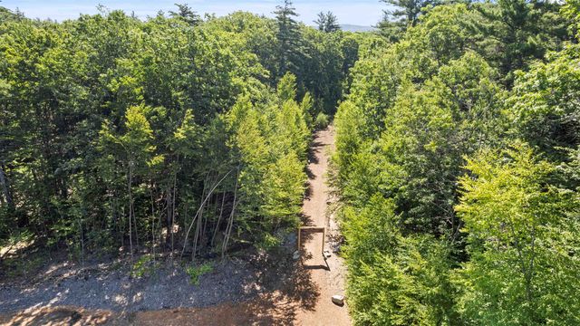 217 Lady Walsingham Way, Laconia, NH 03246