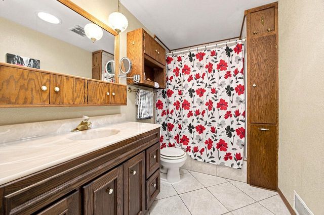 3008 Sunrise DRIVE, Hubertus, WI 53033
