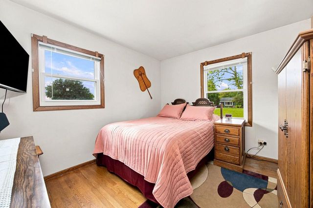 3008 Sunrise DRIVE, Hubertus, WI 53033
