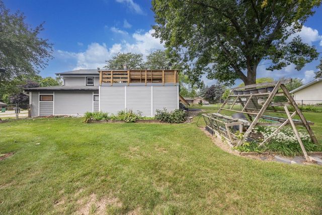 3008 Sunrise DRIVE, Hubertus, WI 53033