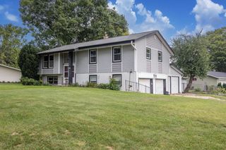 3008 Sunrise DRIVE, Hubertus, WI 53033