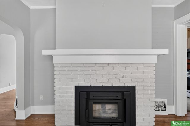 2010 N 56 Street, Omaha, NE 68104
