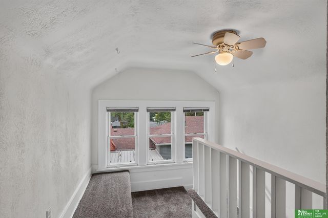 2010 N 56 Street, Omaha, NE 68104