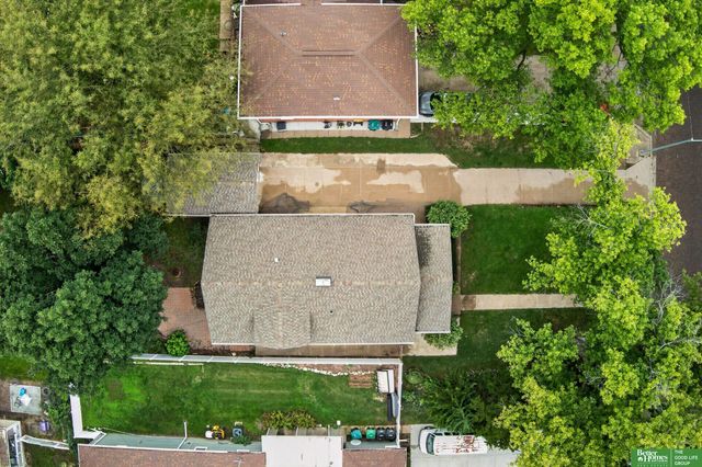 2010 N 56 Street, Omaha, NE 68104