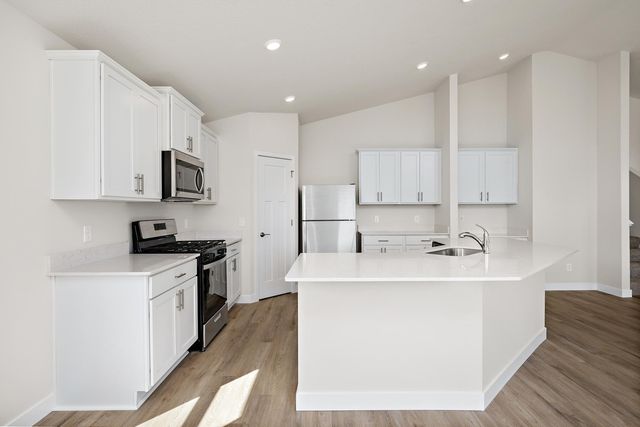 7711 Birch Street, Clear Lake, MN 55319