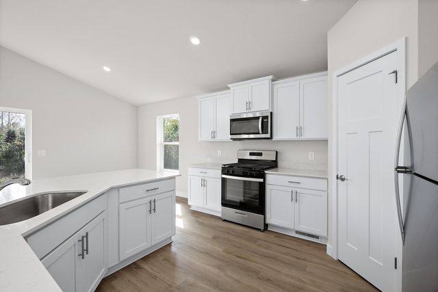 7711 Birch Street, Clear Lake, MN 55319