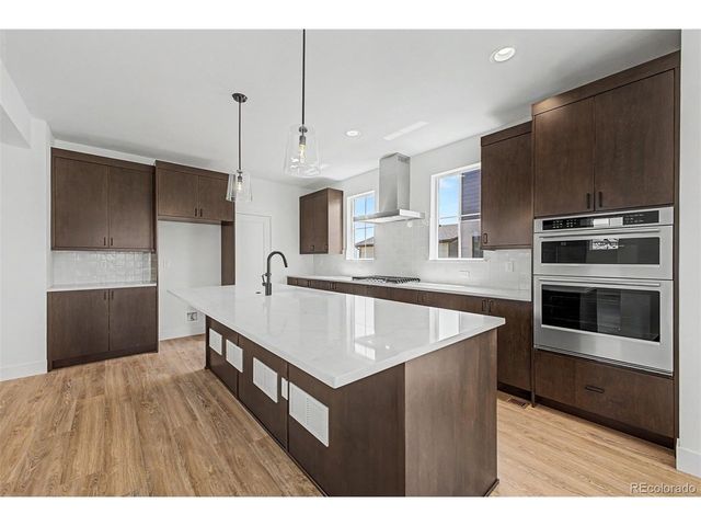 5588 Moosehead Cir, Longmont, CO 80503