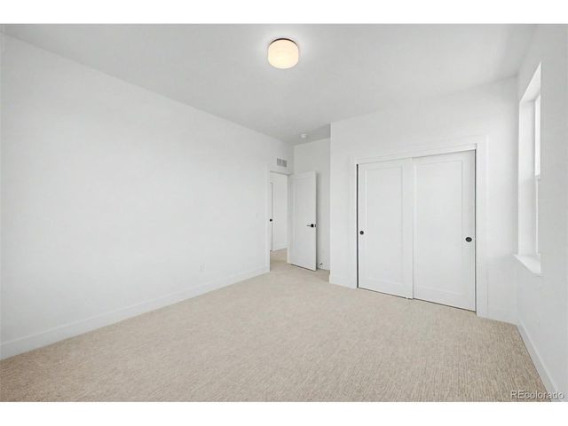 5588 Moosehead Cir, Longmont, CO 80503