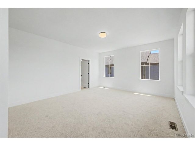 5588 Moosehead Cir, Longmont, CO 80503