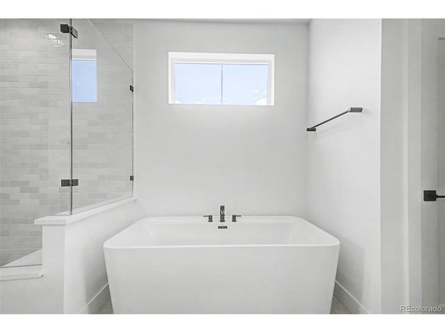5588 Moosehead Cir, Longmont, CO 80503