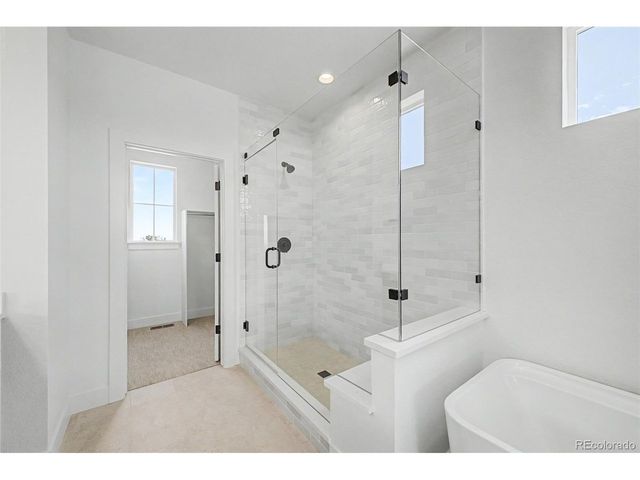 5588 Moosehead Cir, Longmont, CO 80503