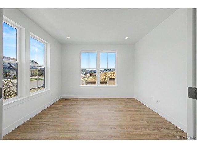 5588 Moosehead Cir, Longmont, CO 80503