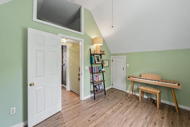 2194 Valley Road, Washington, NH 03280