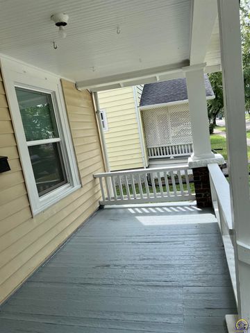 1610 SW Central Park AVE, Topeka, KS 66604