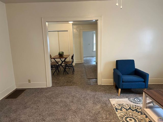 1610 SW Central Park AVE, Topeka, KS 66604