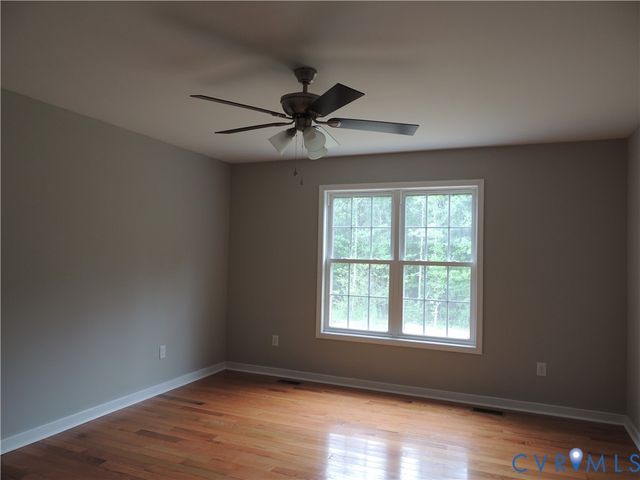 4417 Olgers Rd, Sutherland, VA 23885