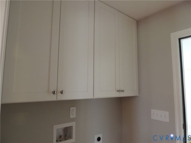 4417 Olgers Rd, Sutherland, VA 23885